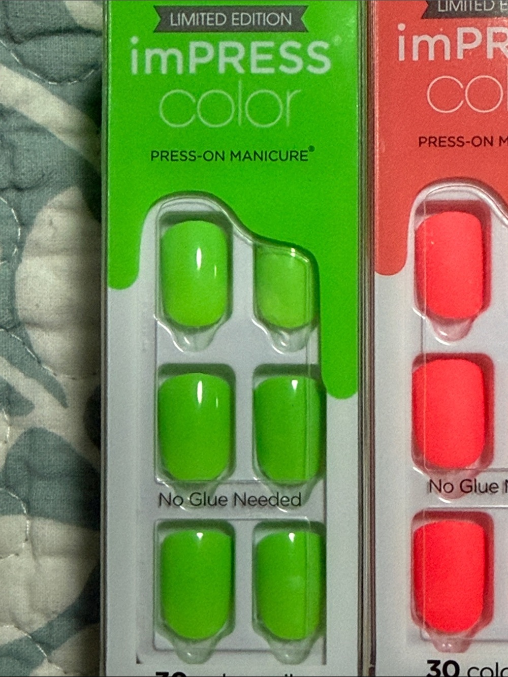 Kiss imPRESS “COLOR” press on nail sets. Choose your color! - Picture 2 of 11